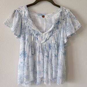 Free People Blue and White Pattern Blouse (L)